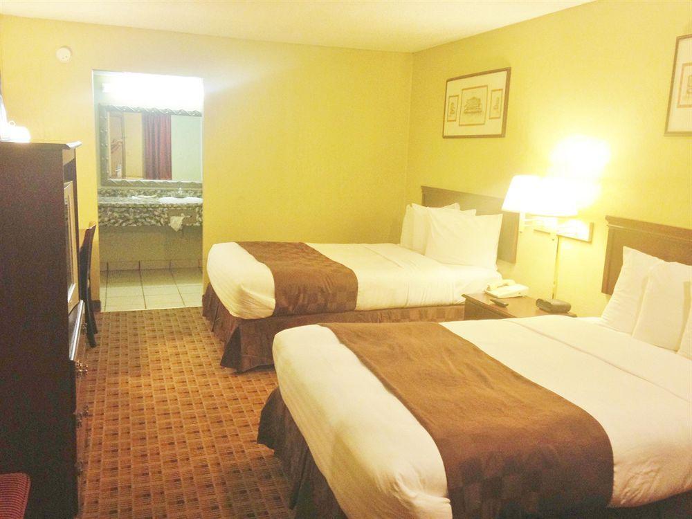 Americas Best Value Inn Arkadelphia Bagian luar foto