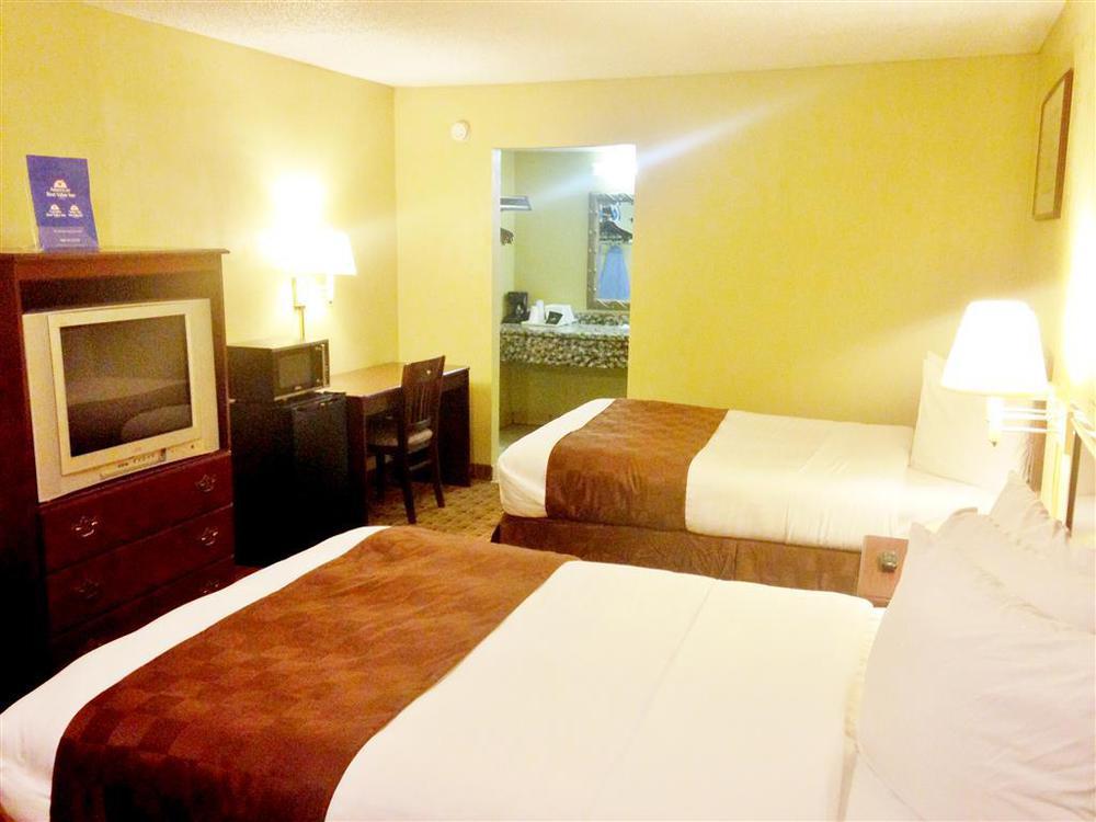 Americas Best Value Inn Arkadelphia Ruang foto